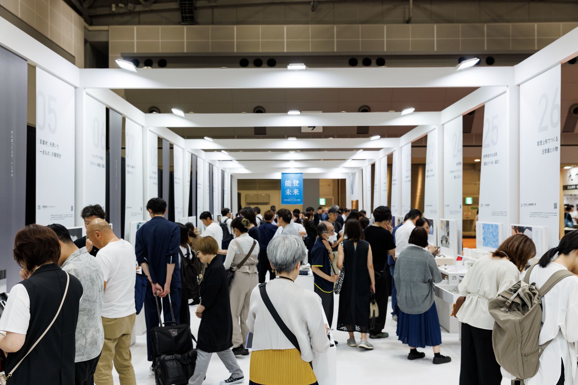 ギフトショー｜展示会ブースデザイン装飾｜ISOT国際文具紙製品展｜インテリアライフスタイル展｜スーパーペンギン｜地方創生｜自治体販促支援