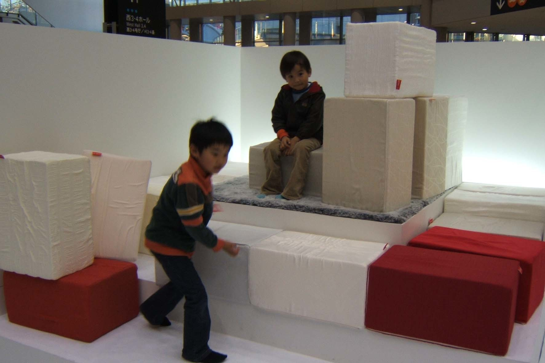 JAPANTEX｜展示会ブースデザイン装飾｜スーパーペンギン｜インテリア系展示会