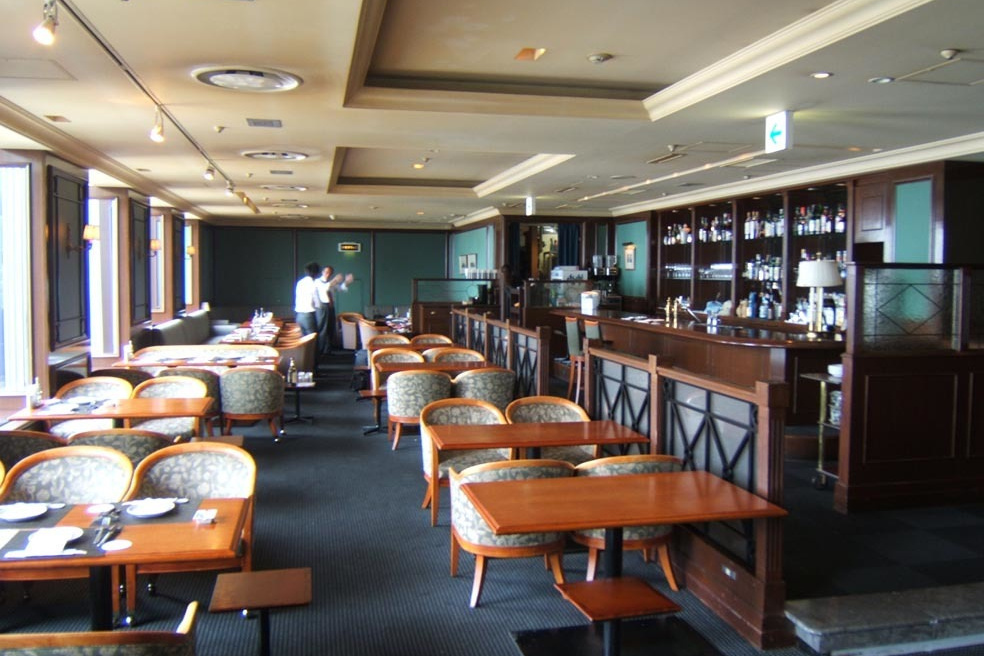 MEMBERS GUILD｜店舗・飲食店デザイン｜スーパーペンギン